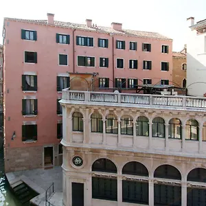 Corte Grimani Aparthotel Venice