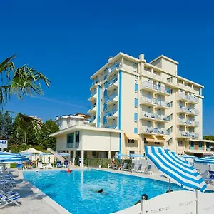 bolivar.hotelslidodijesolo.com/