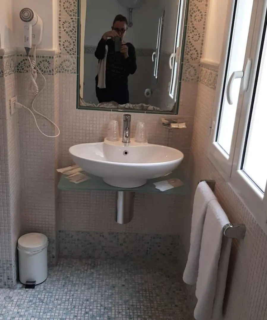 רומא Suite Artis Barberini בית הארחה