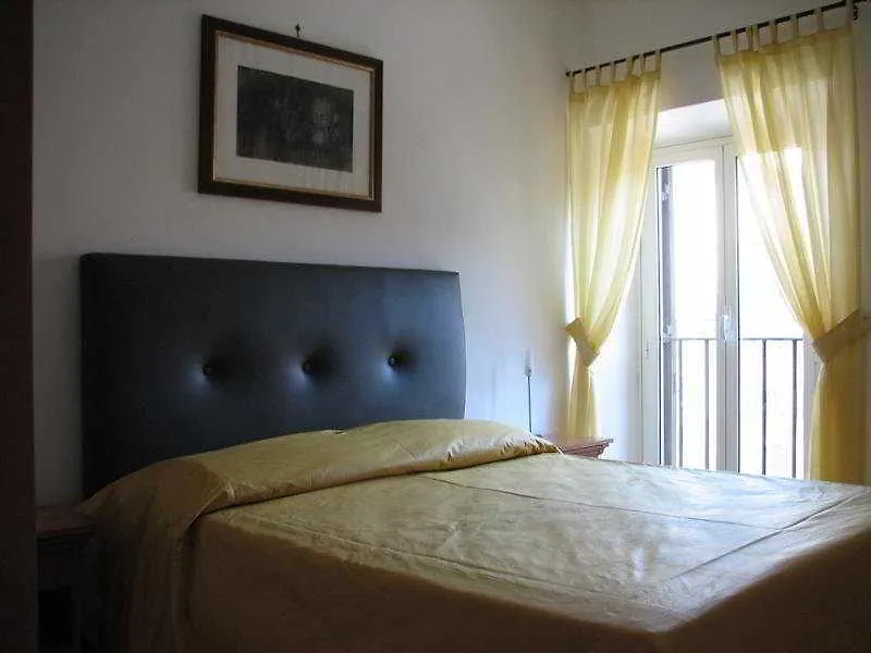 Suite Artis Barberini Rome Guest house