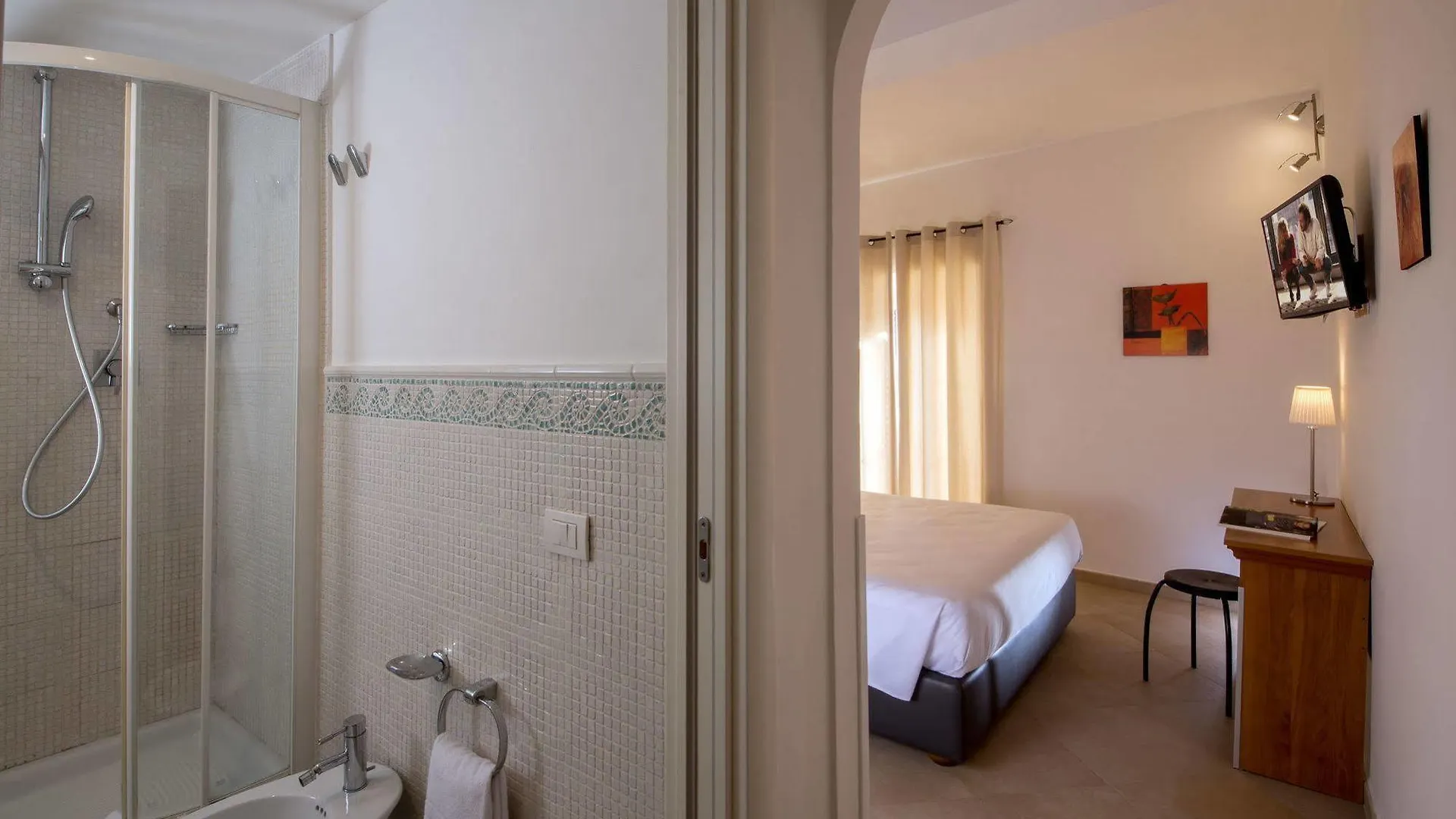 Suite Artis Barberini Rome