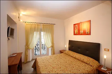 Suite Artis Barberini Rome 3*,  Italy