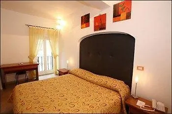 *** Guest house Suite Artis Barberini Rome Italy