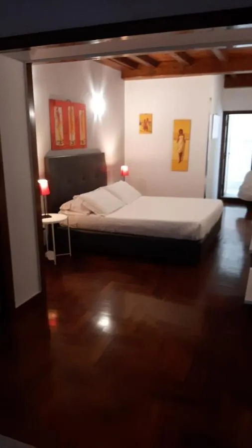 Suite Artis Barberini Roma Pensión