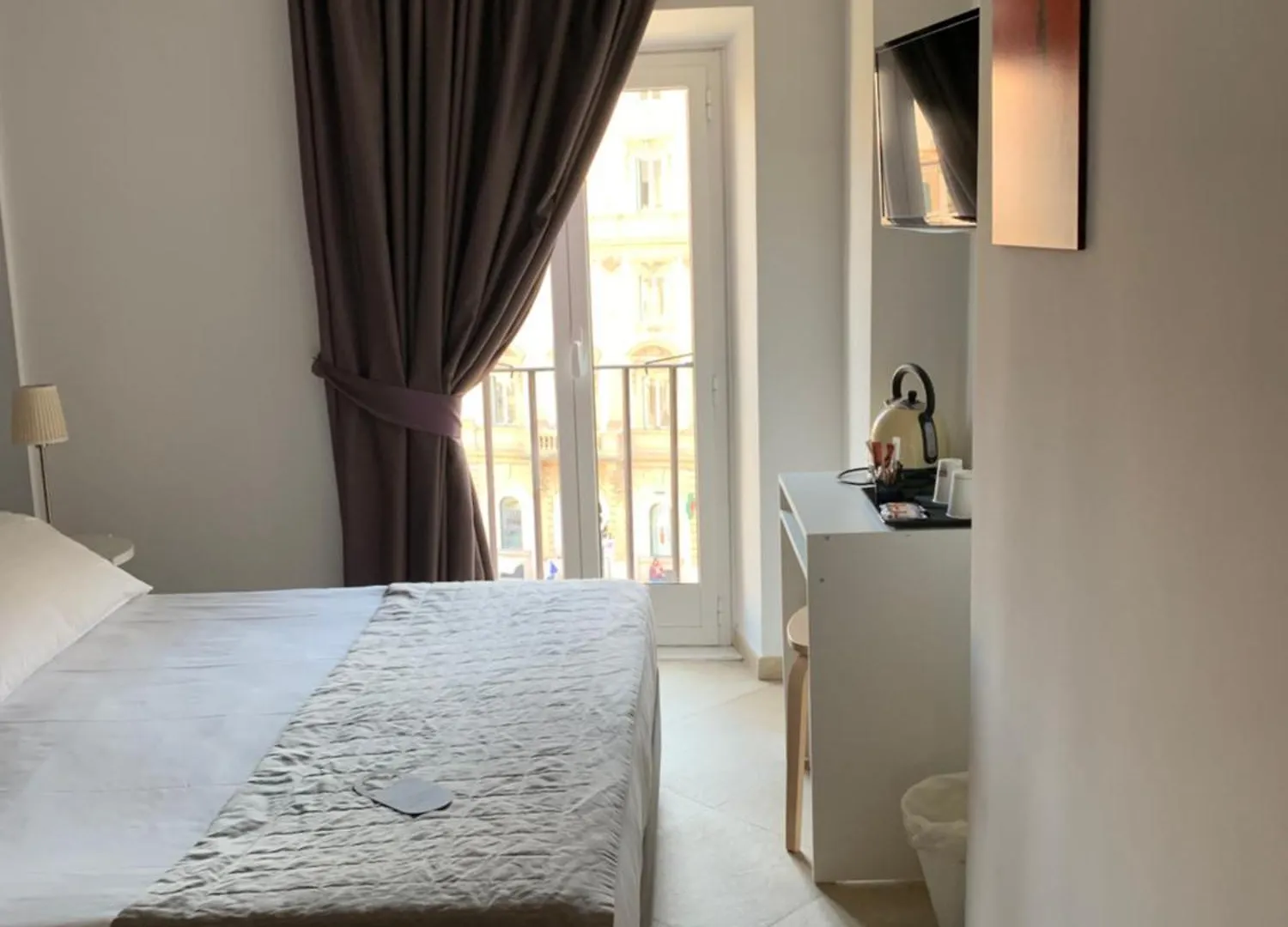 Suite Artis Barberini Roma Pensión